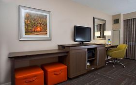 Hampton Inn & Suites Valdosta/Conference Center